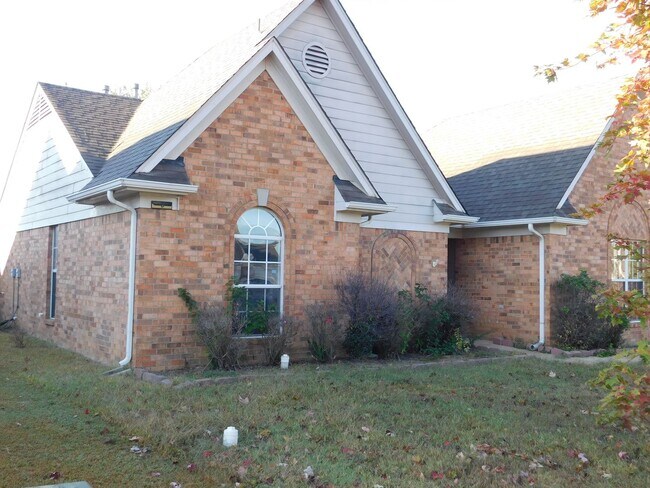 Foto del edificio - ****JUST REDUCED****2573 Baird Dr Southave...