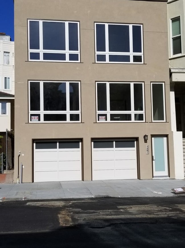 Building Photo - 3 bedroom in San Francisco CA 94115