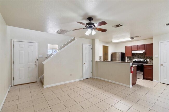 Building Photo - 887 Sagewood Trail
