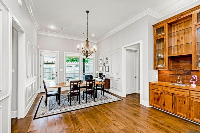 Building Photo - 37464 Cypress Hollow Ave