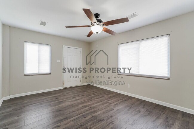 Foto del edificio - 1436 Oakwood Ave