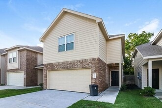 Building Photo - 2735 Bouvardia Wy