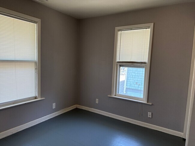 Foto del edificio - Allen street duplex