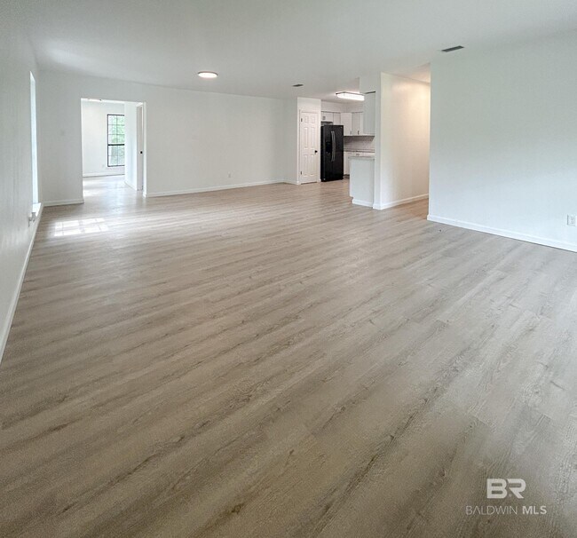 Foto del edificio - 10080 Bay Haven Dr