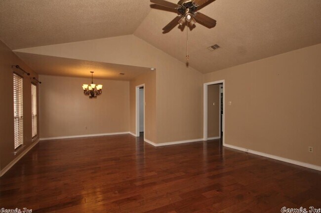 Foto del edificio - 11511 Cedar Springs Rd