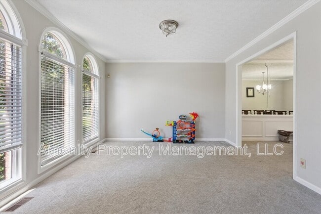 Building Photo - 203 Water Fowl Dr