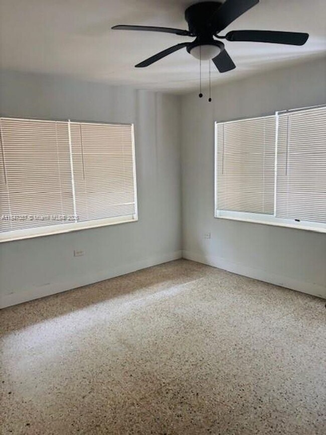Foto del edificio - 4950 N Miami Ave