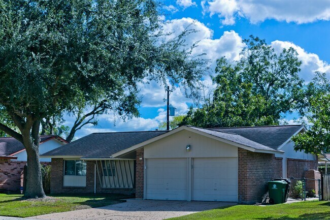 Foto del edificio - 4011 Smooth Oak Ln