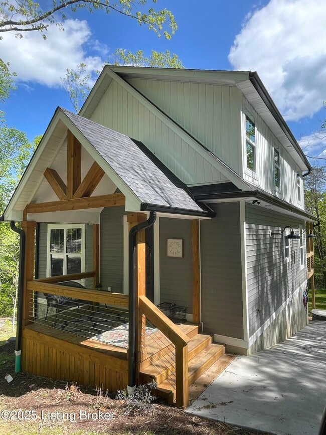 Building Photo - 84 Lakeside Dr