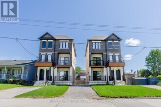 Building Photo - 227 Grenfell St