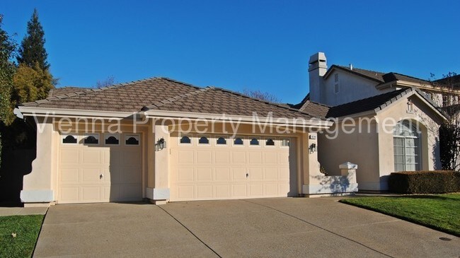 Building Photo - 9244 Moondancer Cir