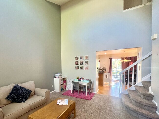 Foto del edificio - 3116 Goldeneye Pl