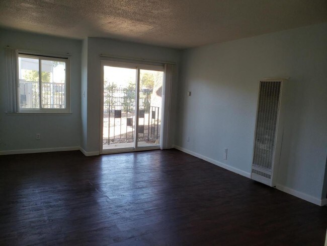 Building Photo - 3546 Auburn Blvd Sacramento CA 95821