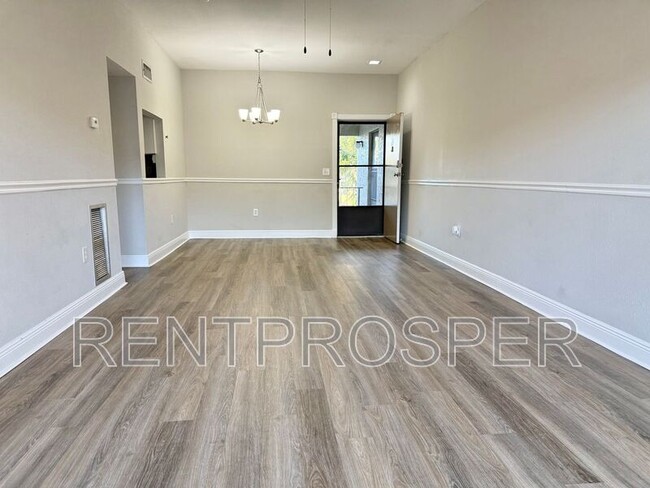 Foto del edificio - 3242 S Semoran Blvd