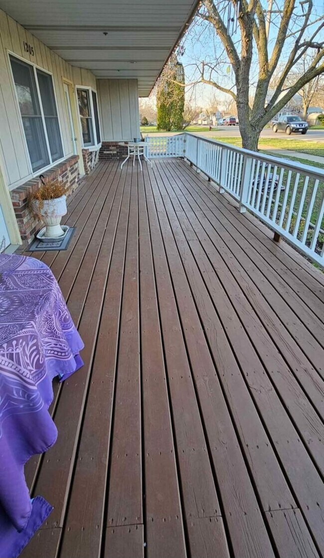 Photo - 1205 S Spencer St Townhome