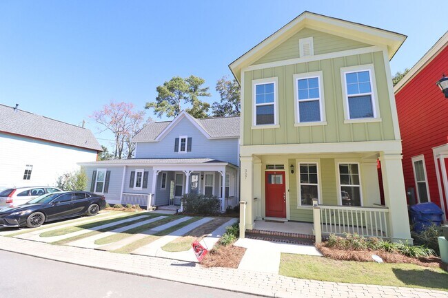 Building Photo - 2 bedroom/2.5 bath home in West Columbia.