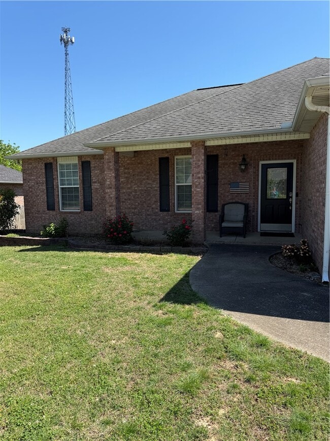 Building Photo - 311 Wilson Dr