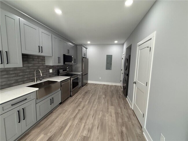 Foto del edificio - 473 Red Rider Rd