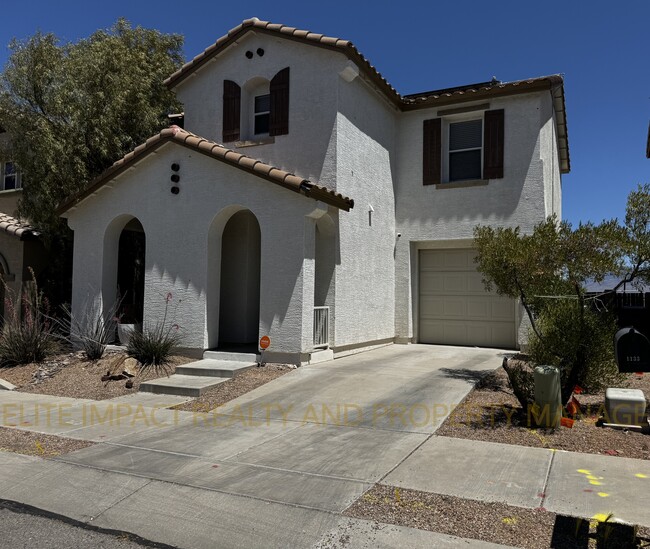 Building Photo - 1133 S Pantano Overlook Dr
