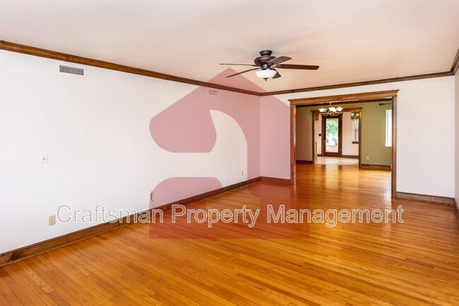 Building Photo - 2807 NW 34th St