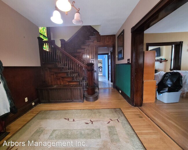 Building Photo - 5 br, 2.5 bath House - 211 Bigham Street