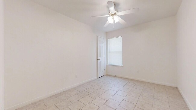 Foto del edificio - 316 Cedar Ridge Dr