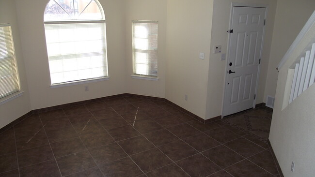 Building Photo - Northeast El Paso 4 Bed Refrig A/C