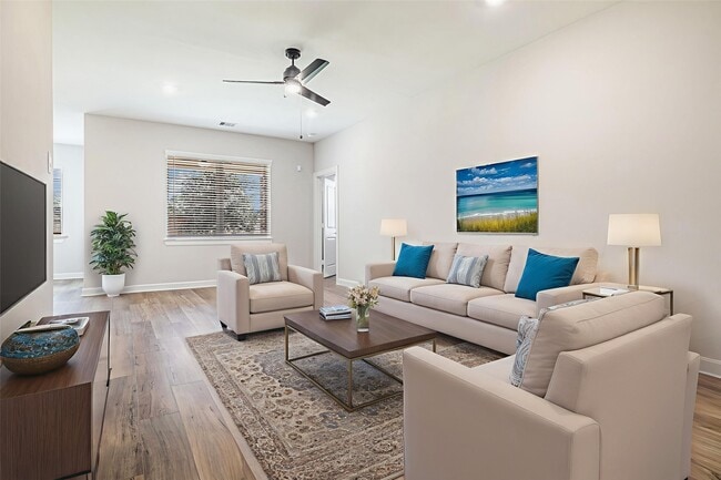 Building Photo - 6107 White Spruce Dr