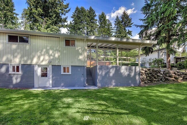 Foto del edificio - Newly Renovated 3 Bedroom in Renton Highlands