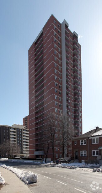 Building Photo - 25 Cosburn Ave
