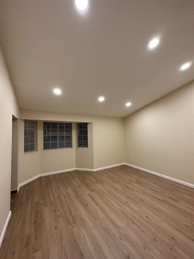 Foto del edificio - 4bd/2.5ba Home - Moreno Valley