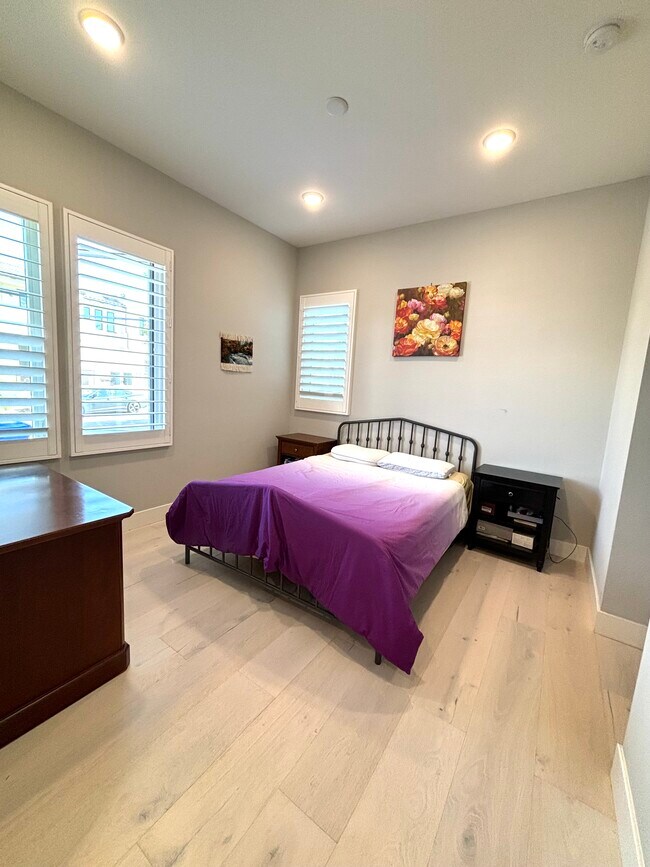 Building Photo - 6120 Artisan Way