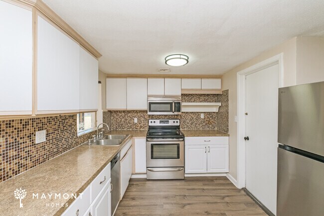 Foto del edificio - 7914 Bracken Dr