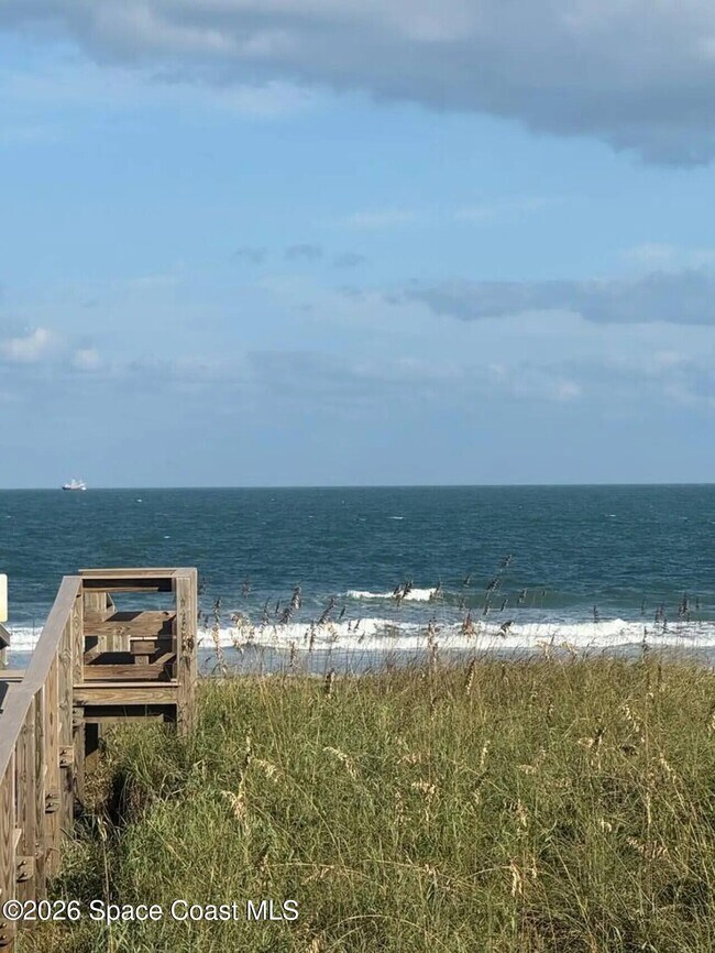 Building Photo - 4850 Ocean Beach Blvd