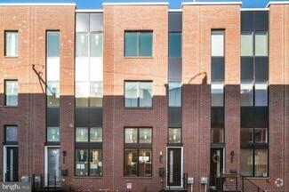 Building Photo - 1312 S Woodstock St