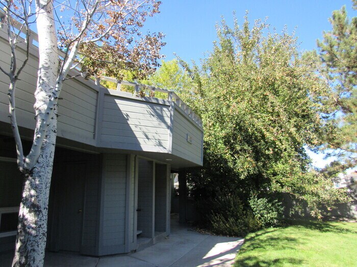 Primary Photo - 775 Kingston Lane F