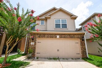 Building Photo - 10909 Panther Ct