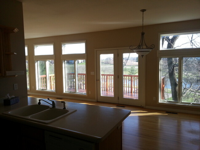 Building Photo - AVAILABLE AUGUST 2024!!!  Incredible 3 bed...