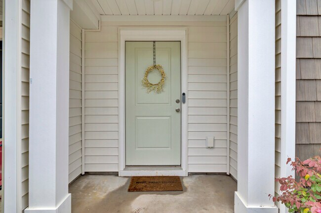 Foto del edificio - 102 Rosefield Ct