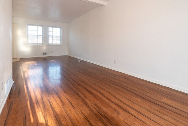 Foto del edificio - 2906 Brinkey Way