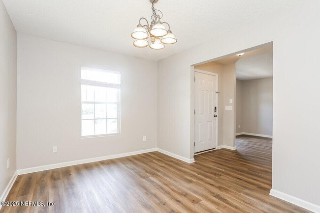 Foto del edificio - 2861 Taylor Hill Dr