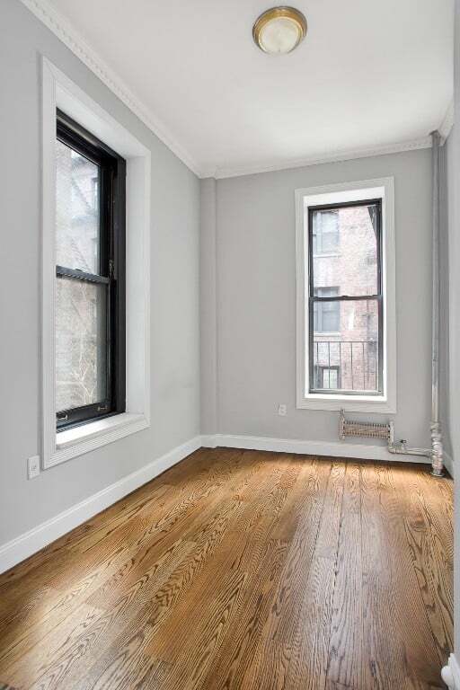 Building Photo - 206 E 83rd St