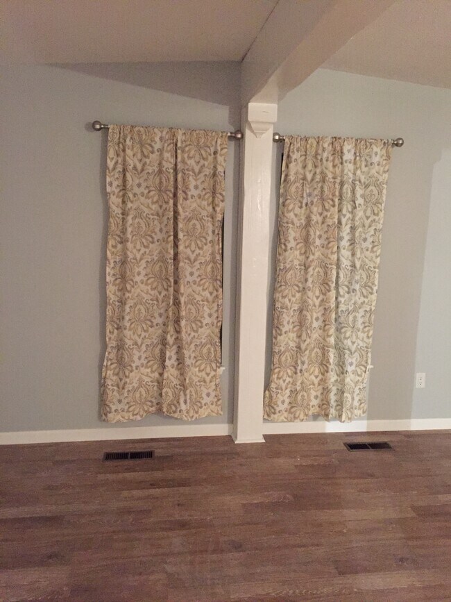 Foto del edificio - 2866 Springwood Dr