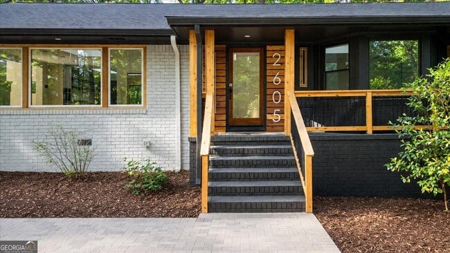 Foto del edificio - 2605 McKinnon Dr