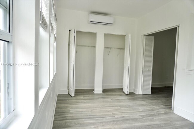 Foto del edificio - 501 SW 6th Ct