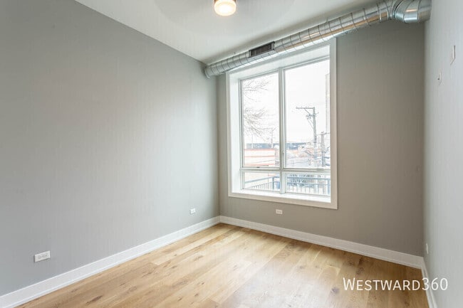 Building Photo - 1470 Webster-201