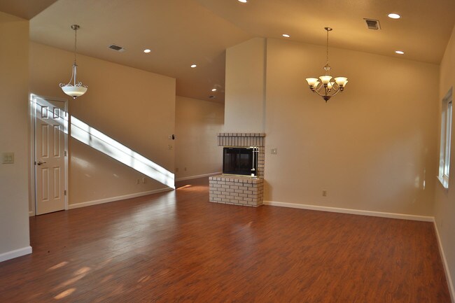 Building Photo - 2815 Tems Ct