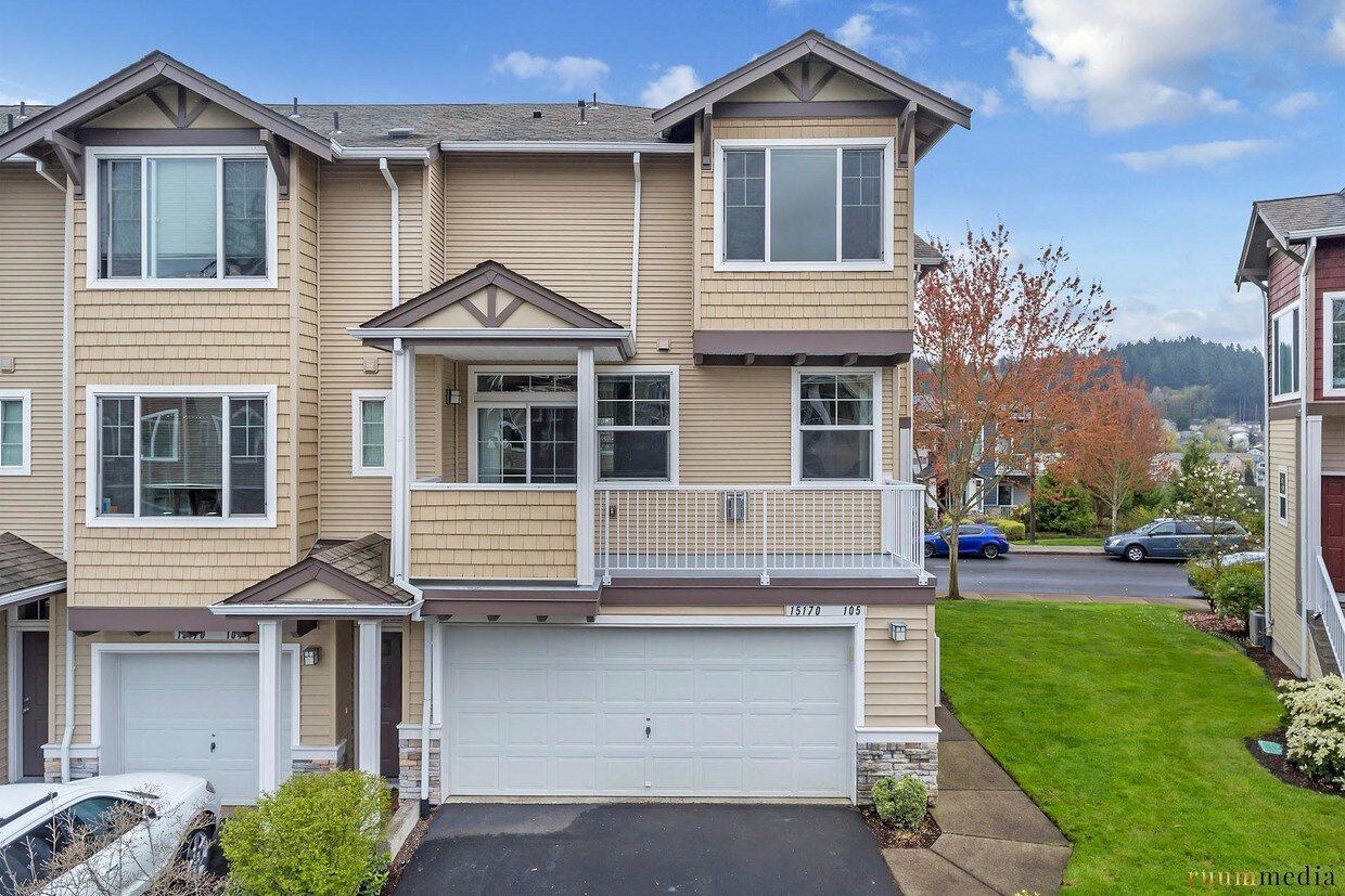 Foto principal - 15170 SW Warbler Way