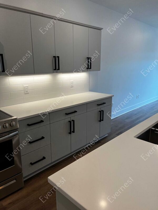Foto del edificio - 2704 Clifton Ave