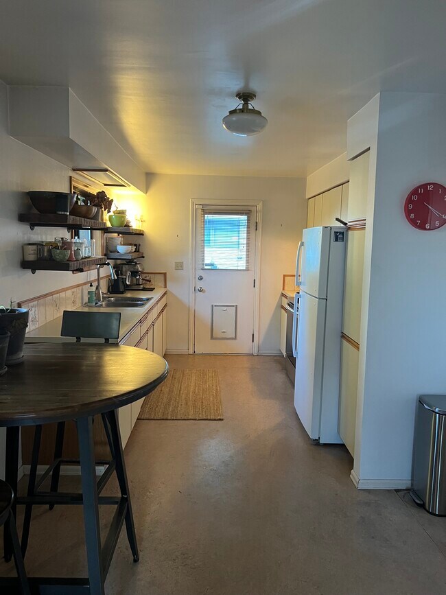 Foto del edificio - 545 NE 100th St